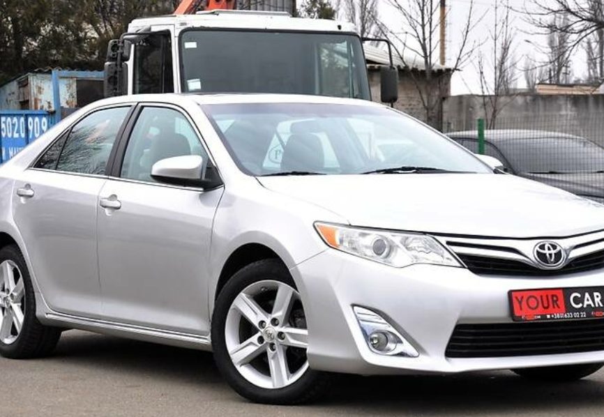 Toyota Camry 2012