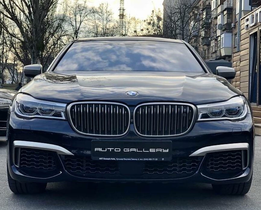 BMW 760 2017