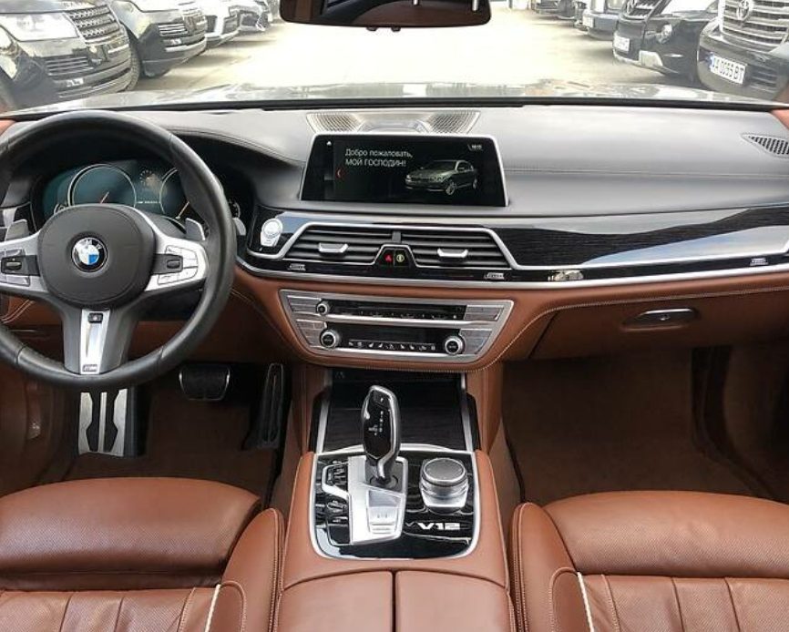 BMW 760 2017