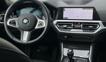 BMW 330 2019