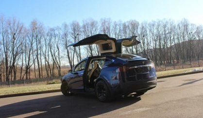 Tesla Model X 2016