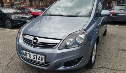 Opel Zafira 2011