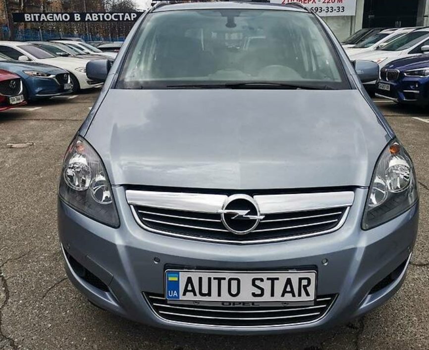 Opel Zafira 2011