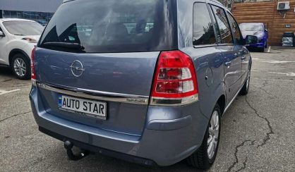 Opel Zafira 2011