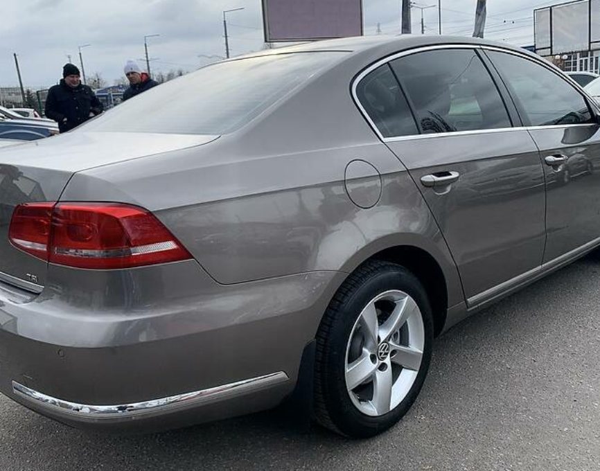 Volkswagen Passat B7 2012