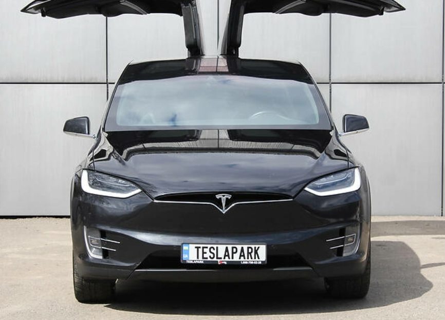 Tesla Model X 2016