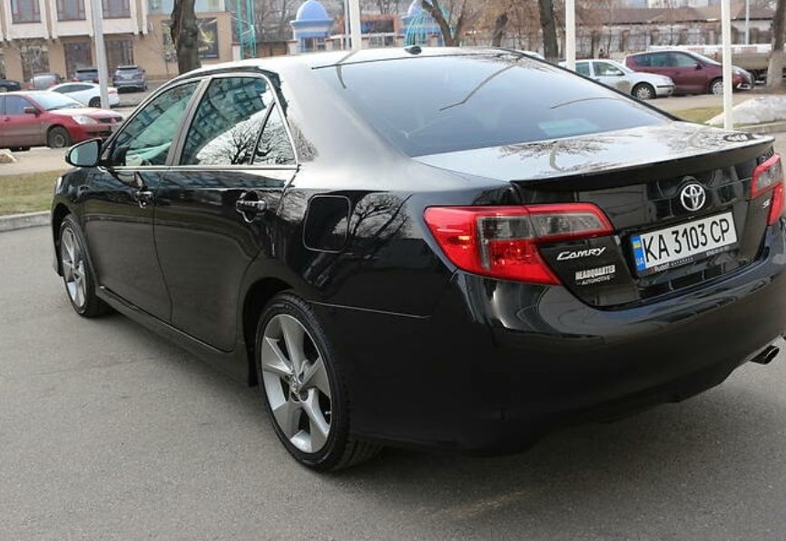 Toyota Camry 2014