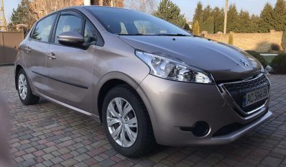 Peugeot 208 2013