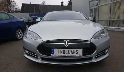 Tesla Model S 2014