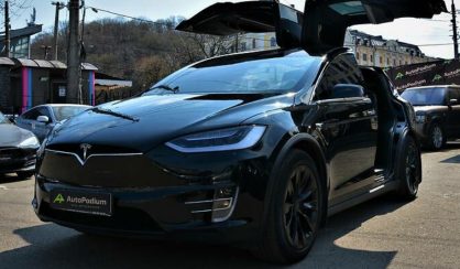 Tesla Model X 2018