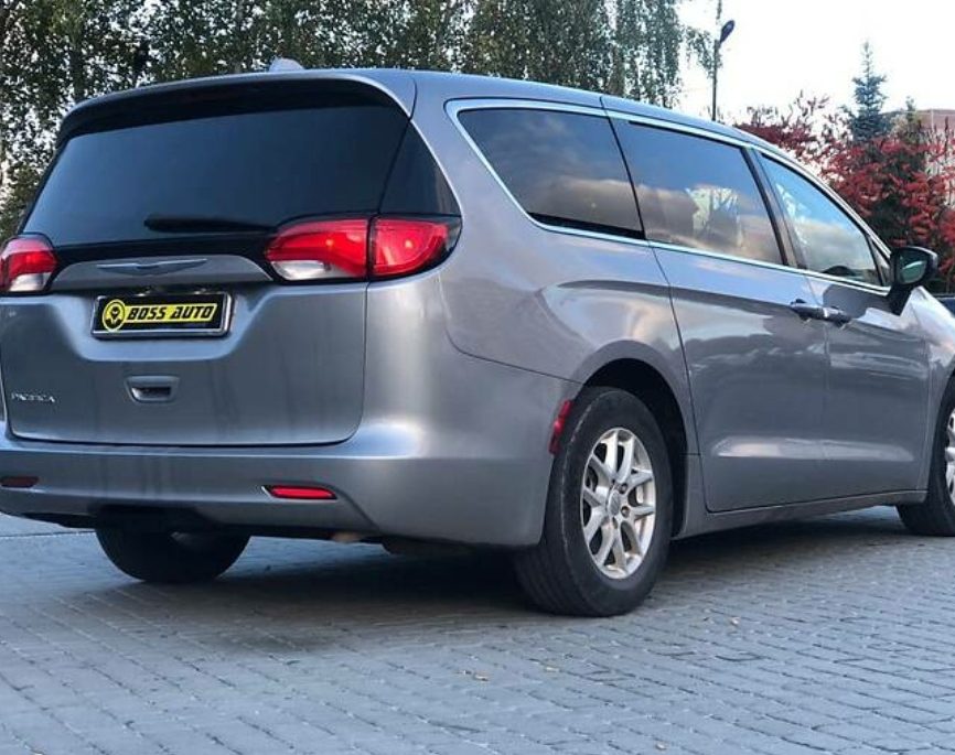 Chrysler Pacifica 2016