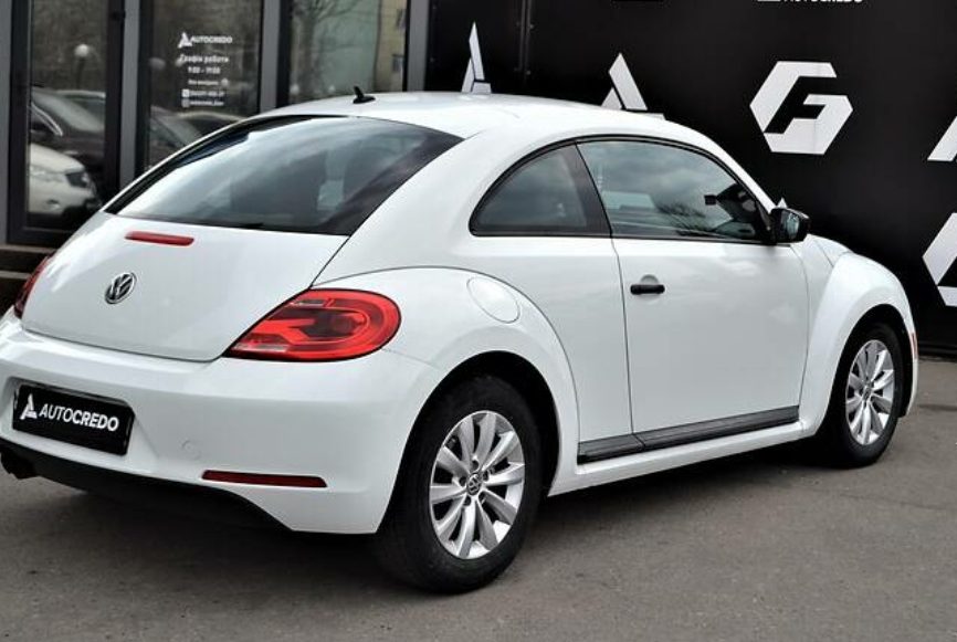 Volkswagen Beetle 2014