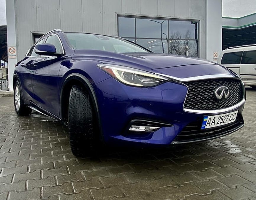 Infiniti QX30 2016