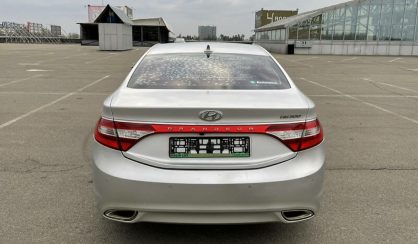 Hyundai Grandeur 2011