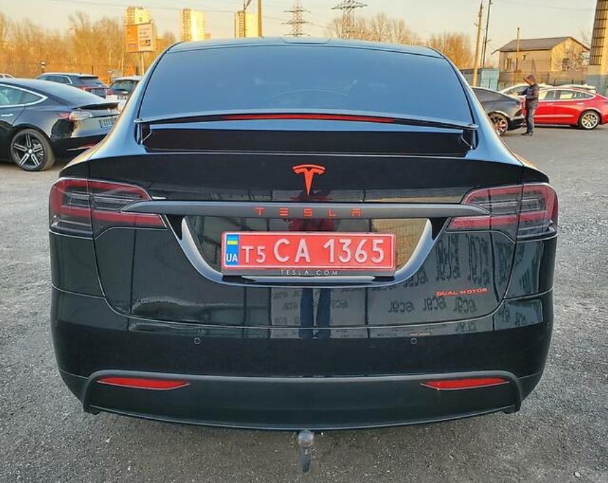 Tesla Model X 2020