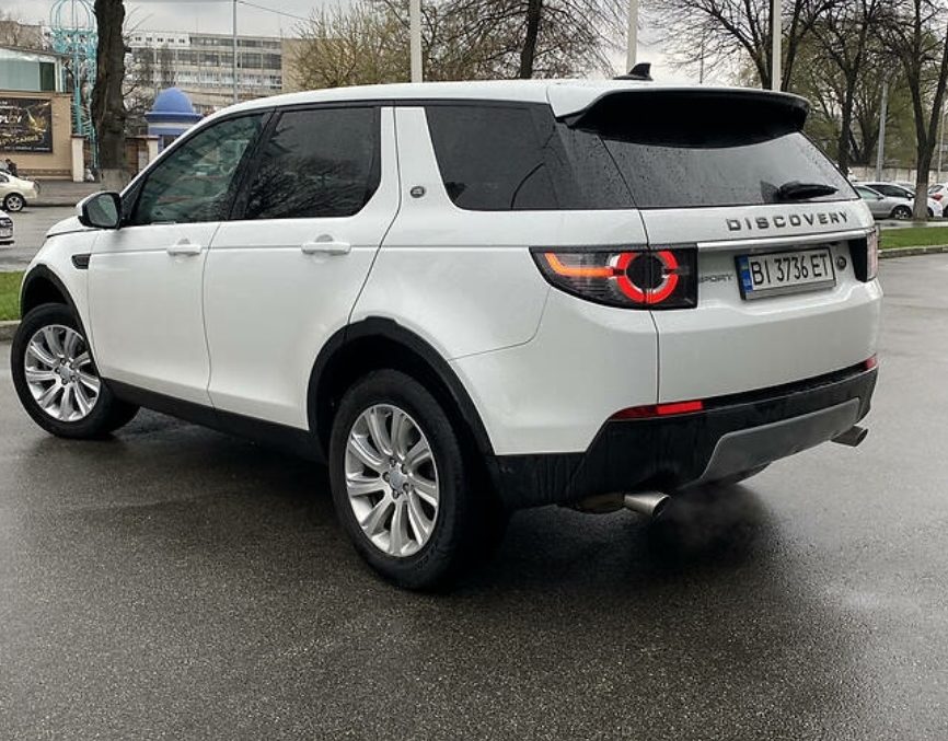 Land Rover Discovery Sport 2015