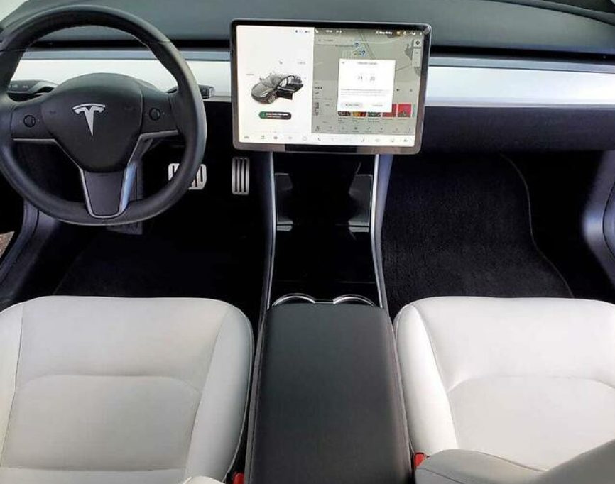 Tesla Model 3 2019