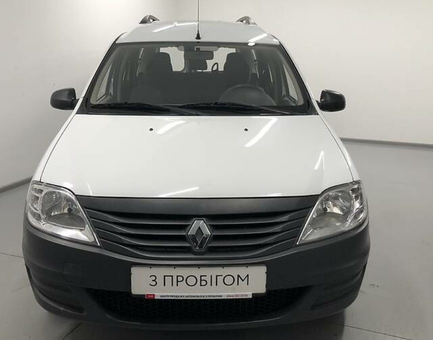 Renault Logan 2011