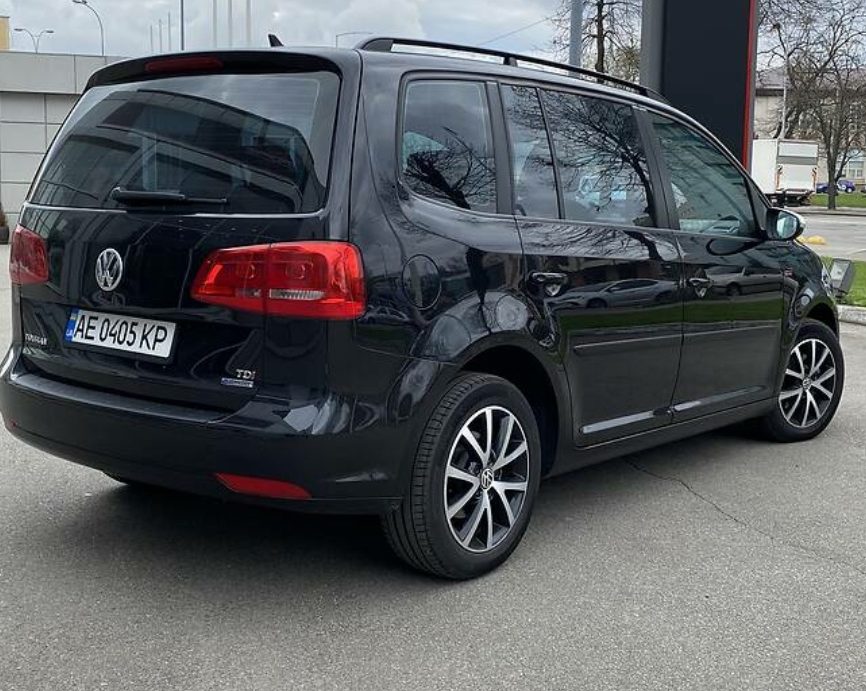 Volkswagen Touran 2014