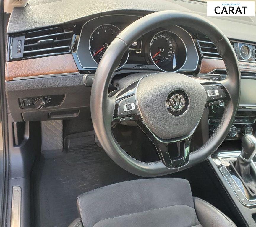 Volkswagen Passat B8 2015