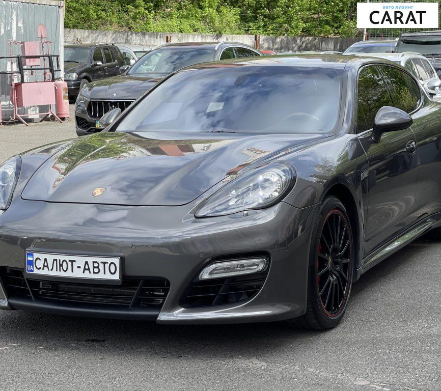 Porsche Panamera GTS 2012