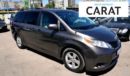 Toyota Sienna 2013