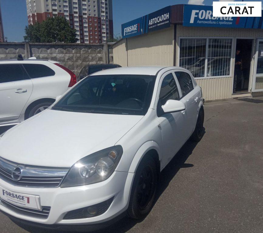 Opel Astra 2012