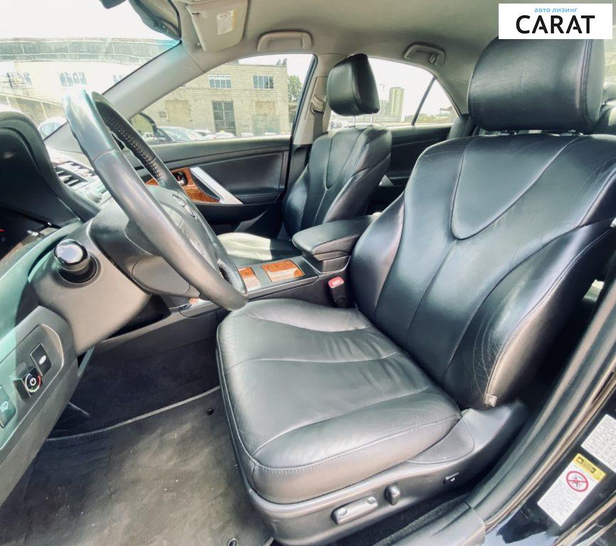 Toyota Camry 2010