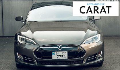 Tesla Model S 2015