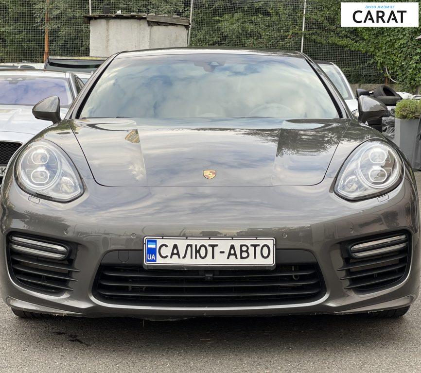 Porsche Panamera GTS 2013