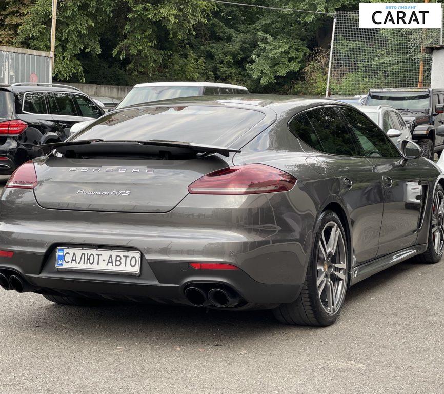 Porsche Panamera GTS 2013