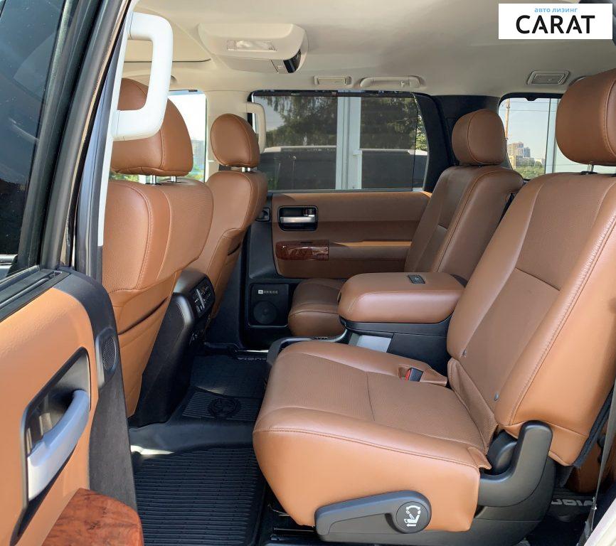 Toyota Sequoia 2018