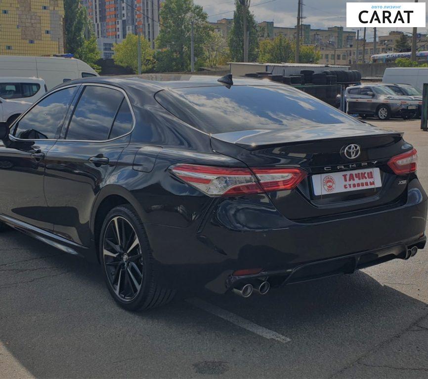 Toyota Camry 2019