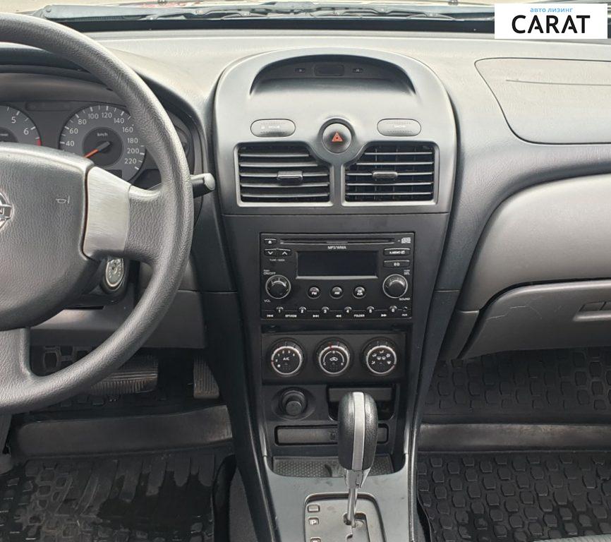 Nissan Almera 2011