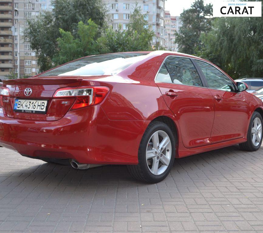 Toyota Camry 2014