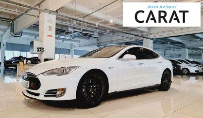 Рассмотреть Tesla Model S 2015 Tesla Model S 2015 - авто лізинг Carat