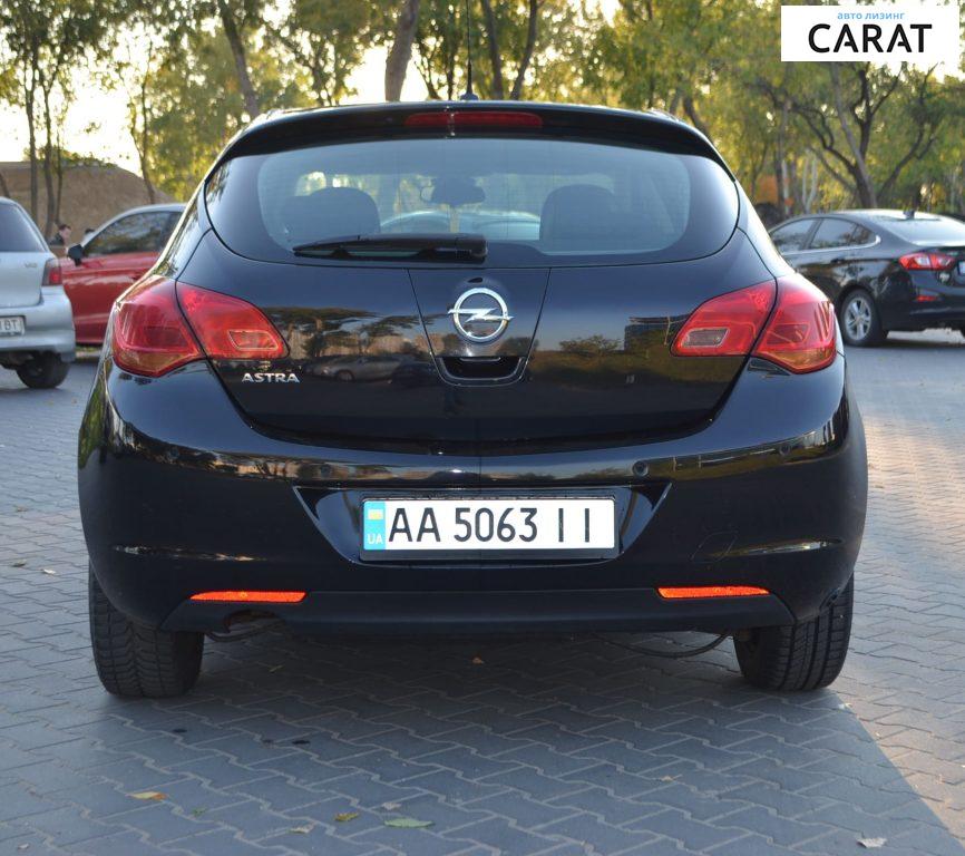 Opel Astra J 2009