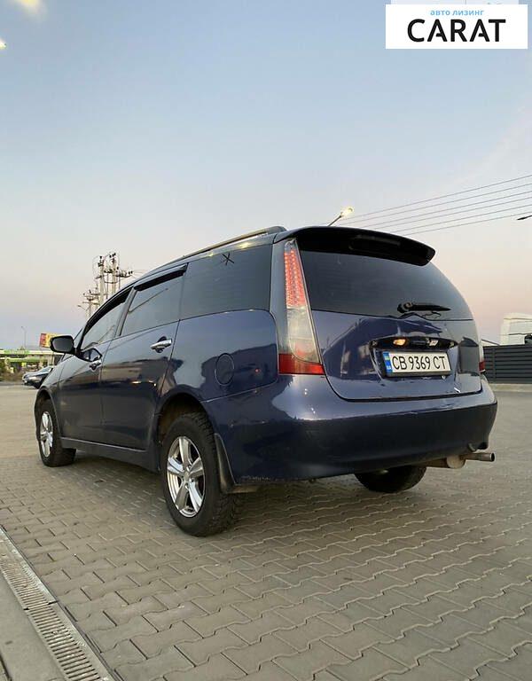 Mitsubishi Grandis 2005