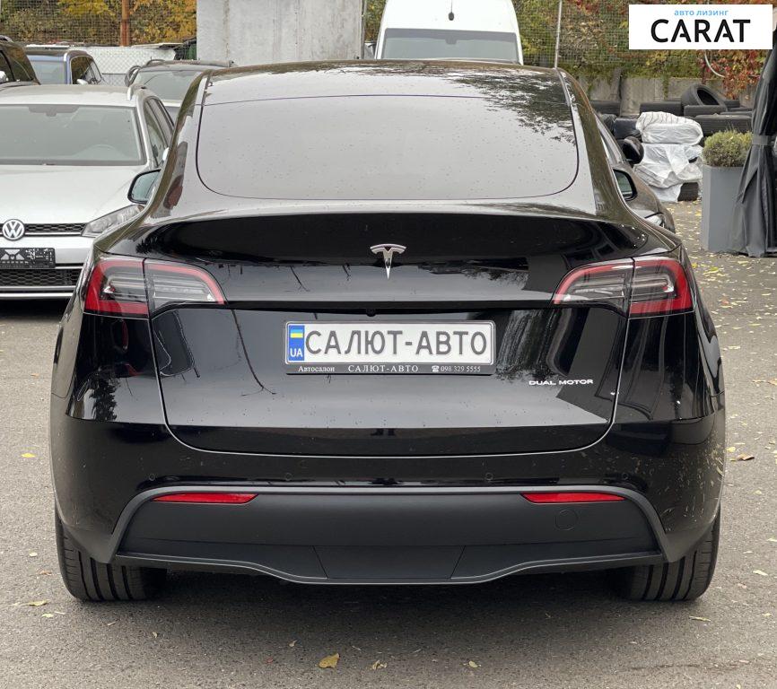 Tesla Model Y 2021