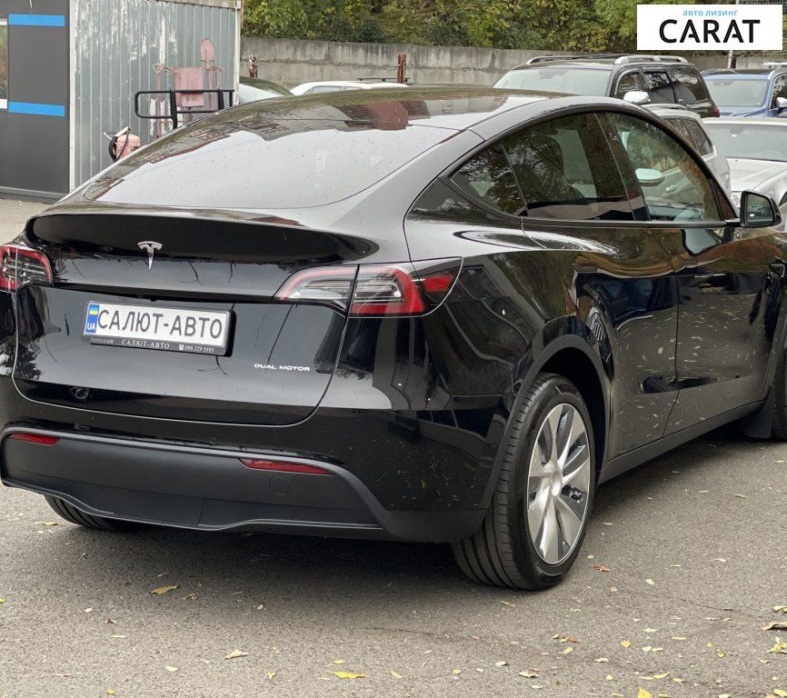 Tesla Model Y 2021