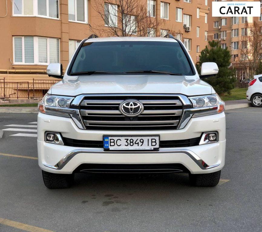 Toyota Land Cruiser 200 2019