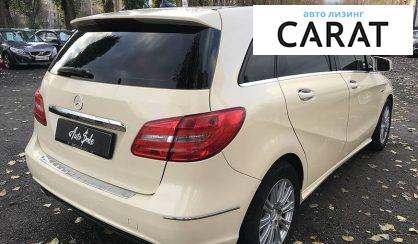 Mercedes-Benz B 180 2012