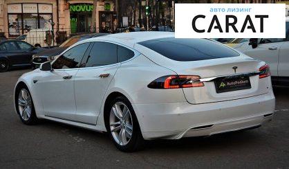 Tesla Model S 2015