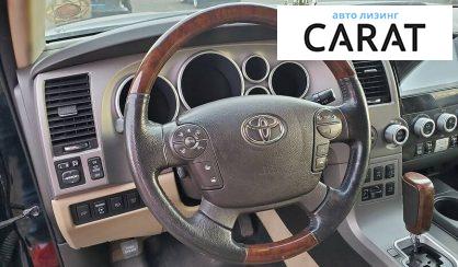 Toyota Sequoia 2010