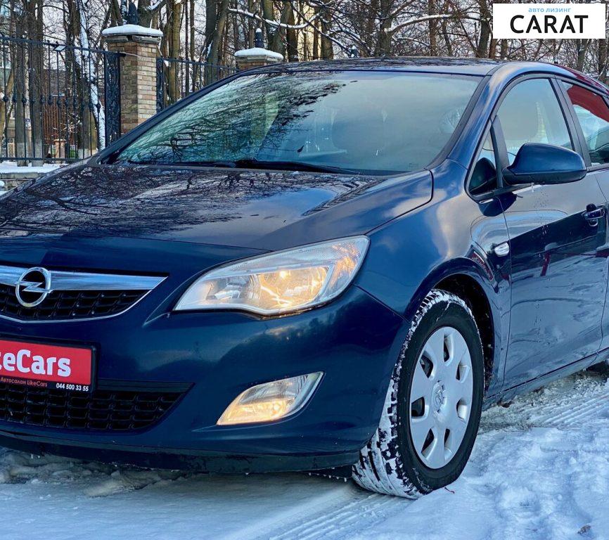 Opel Astra J 2012