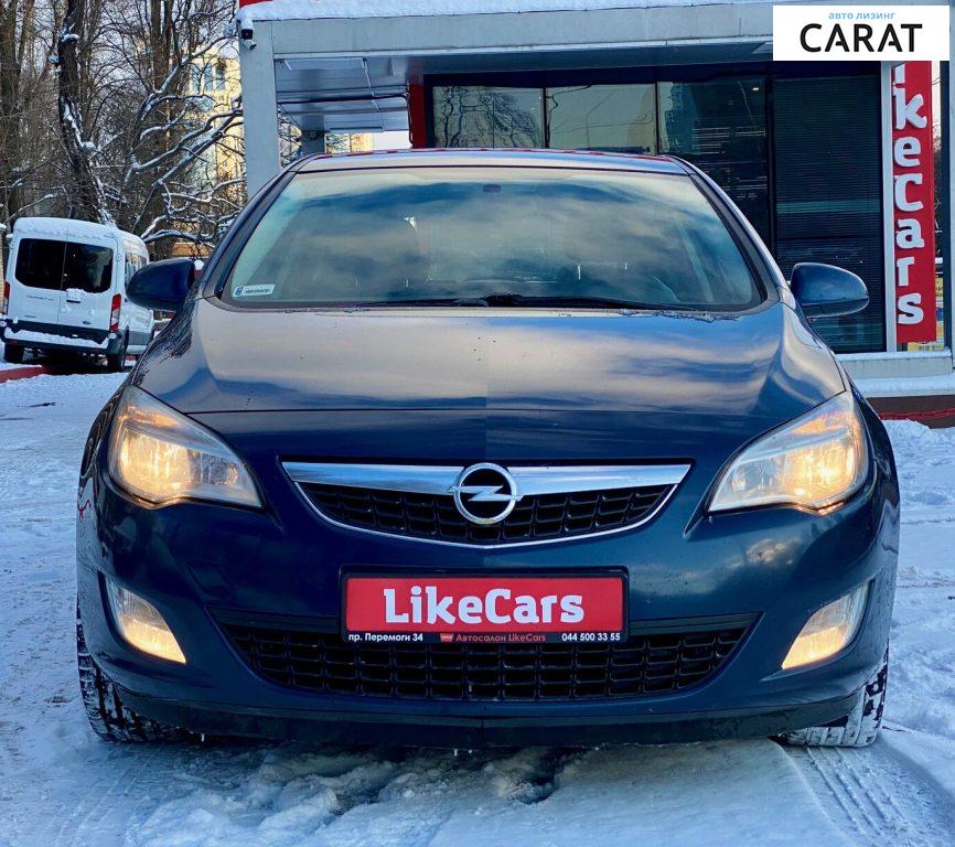 Opel Astra J 2012