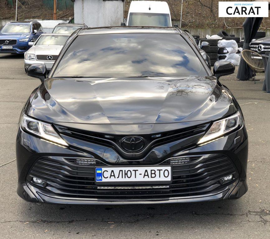 Toyota Camry 2019