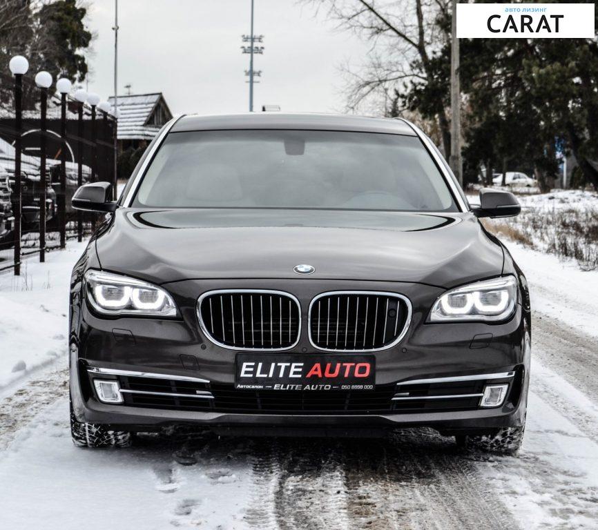 BMW 750 2012