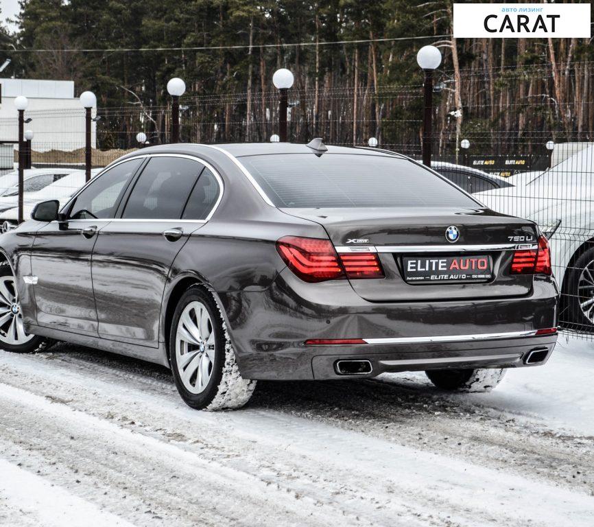 BMW 750 2012