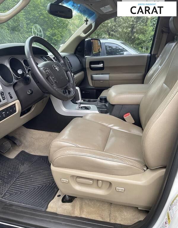 Toyota Sequoia 2008